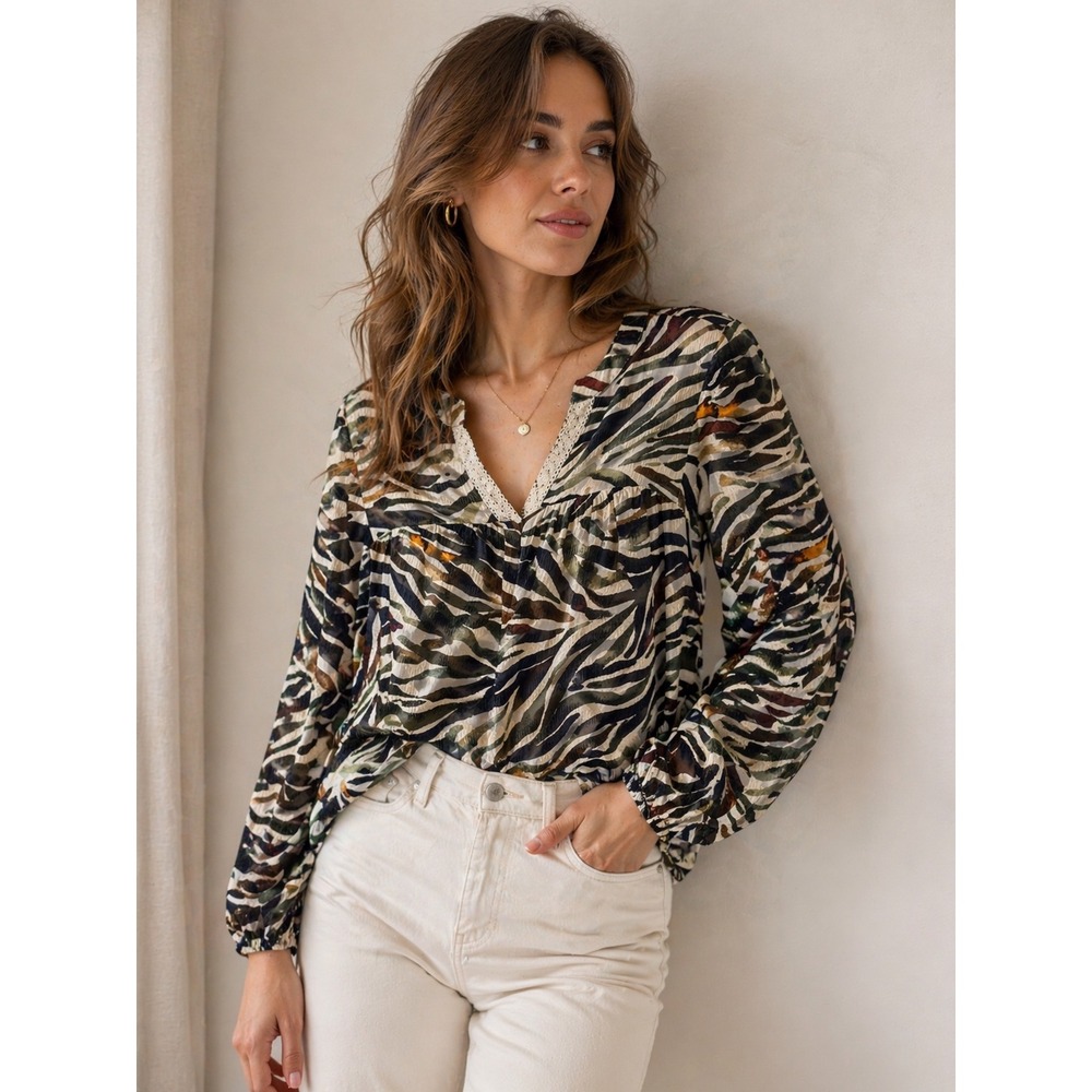 Zac & Rachel Zebra Print Blouse Green Black Lace Trim Split Neck Medium